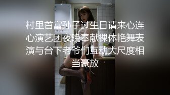 【新片速遞】 性欲旺盛的肉便器人妻激情大秀直播，淫词荡语写满全身，想要肉棒草的骚女人，自己抠逼浪叫呻吟高潮喷水不止