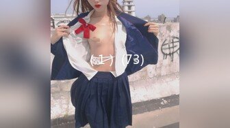 STP33328 高顏值女神騷舞，裸舞，口交假雞吧，絲襪高跟大黑牛，潮吹射自己一臉淫水