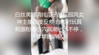 2022年度最美Cd小姐姐-荼蘼- ：好可爱的小花儿，你也会喜欢它 对吗，张嘴 可以喝了哦！