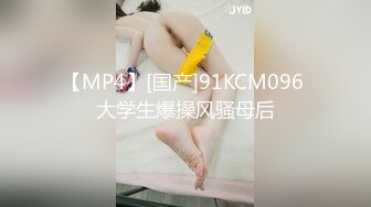 11/22最新 大奶人妻黑丝诱惑如狼似虎的年纪狼友互动撩骚揉奶玩逼VIP1196