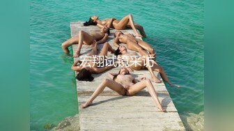 竹林主题酒店小情侣开房造爱骚妹妹太主动了69式舔的她呻吟受不了亮点是啪啪招式真多颜射连续干2场操不动了妹子就给舔鸡巴