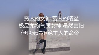 诱人的黑丝小野猫露脸跟小哥激情啪啪，让小哥按在墙上抽插后入，表情好骚，吃奶舔逼压在身下蹂躏，精彩刺激