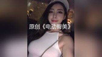 后入猛操无套内射，掰开骚逼观察精液。